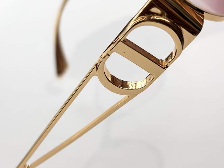 Picture of Dior Sunglasses _SKUfw76276724fw